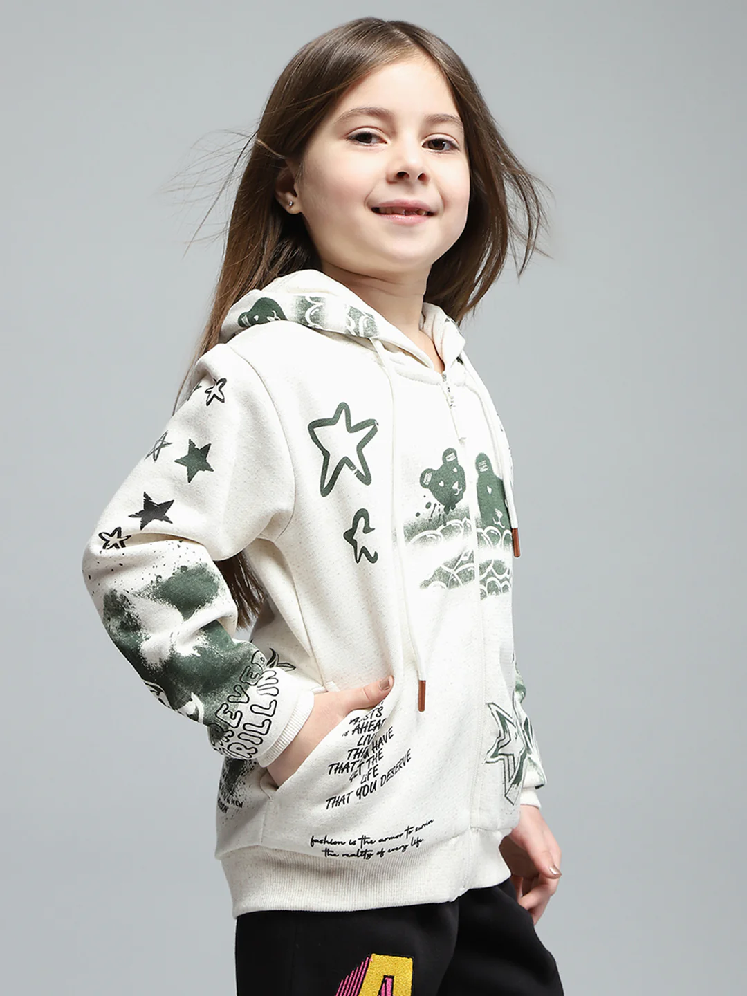 Girls Off White Printed Hooded Full Sleeve Sweatshirt - Image 4
