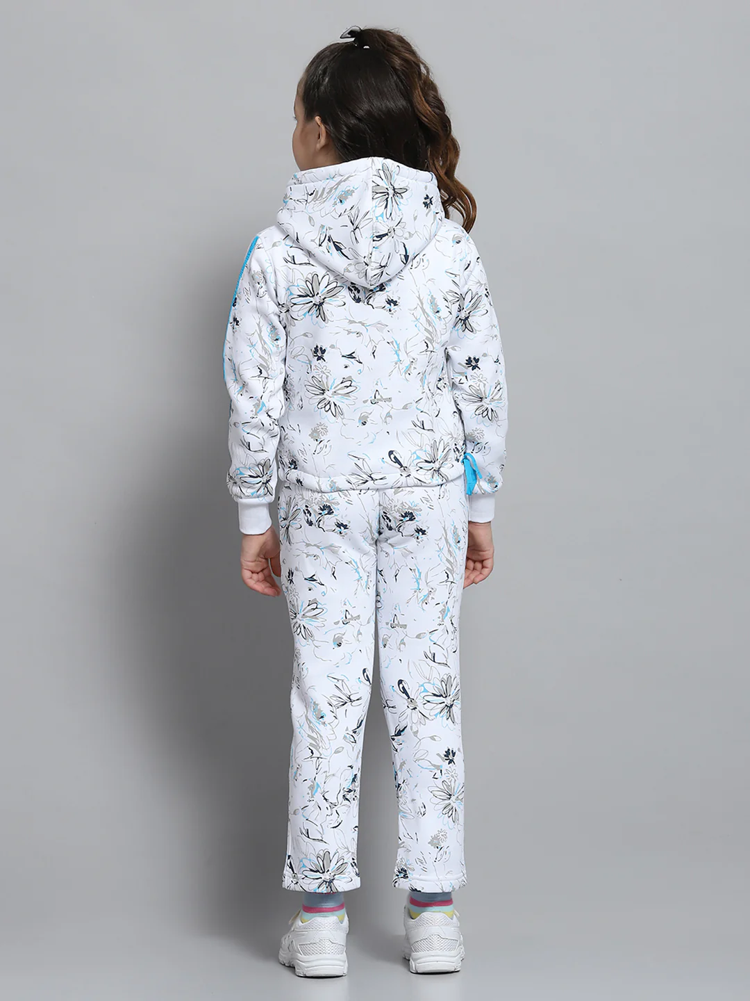 Girls Off White Printed Hooded Full Sleeve Tracksuit - Image 5