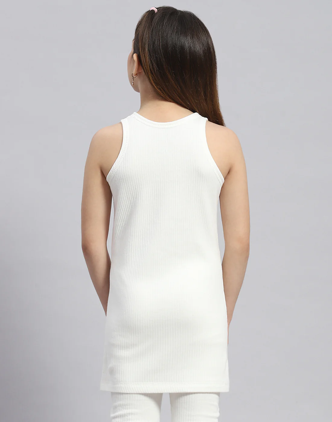 Girls Off White Solid Round Neck Sleeveless Thermal Vest - Image 5