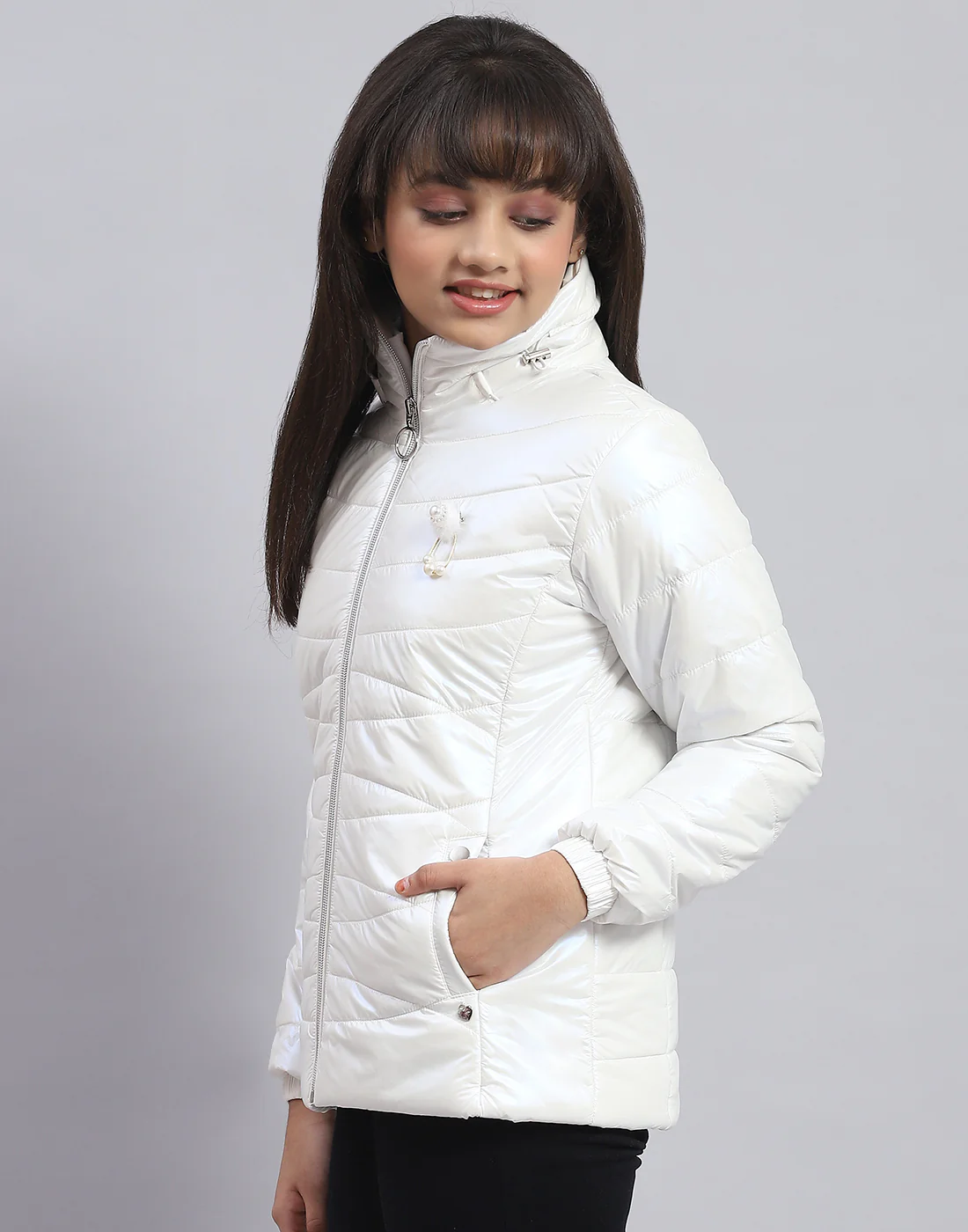 Girls Off White Solid Stand Collar Full Sleeve Girls Jacket - Image 4