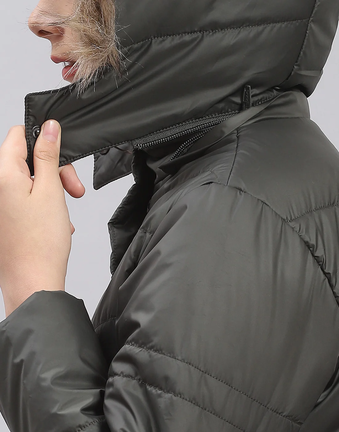 Girls Olive Solid Hooded Full Sleeve Girls Jacket - Image 7