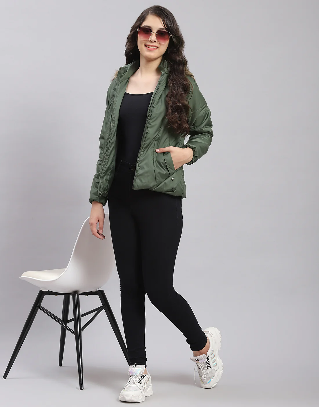 Girls Olive Solid Hooded Full Sleeve Girls Jacket - Image 2