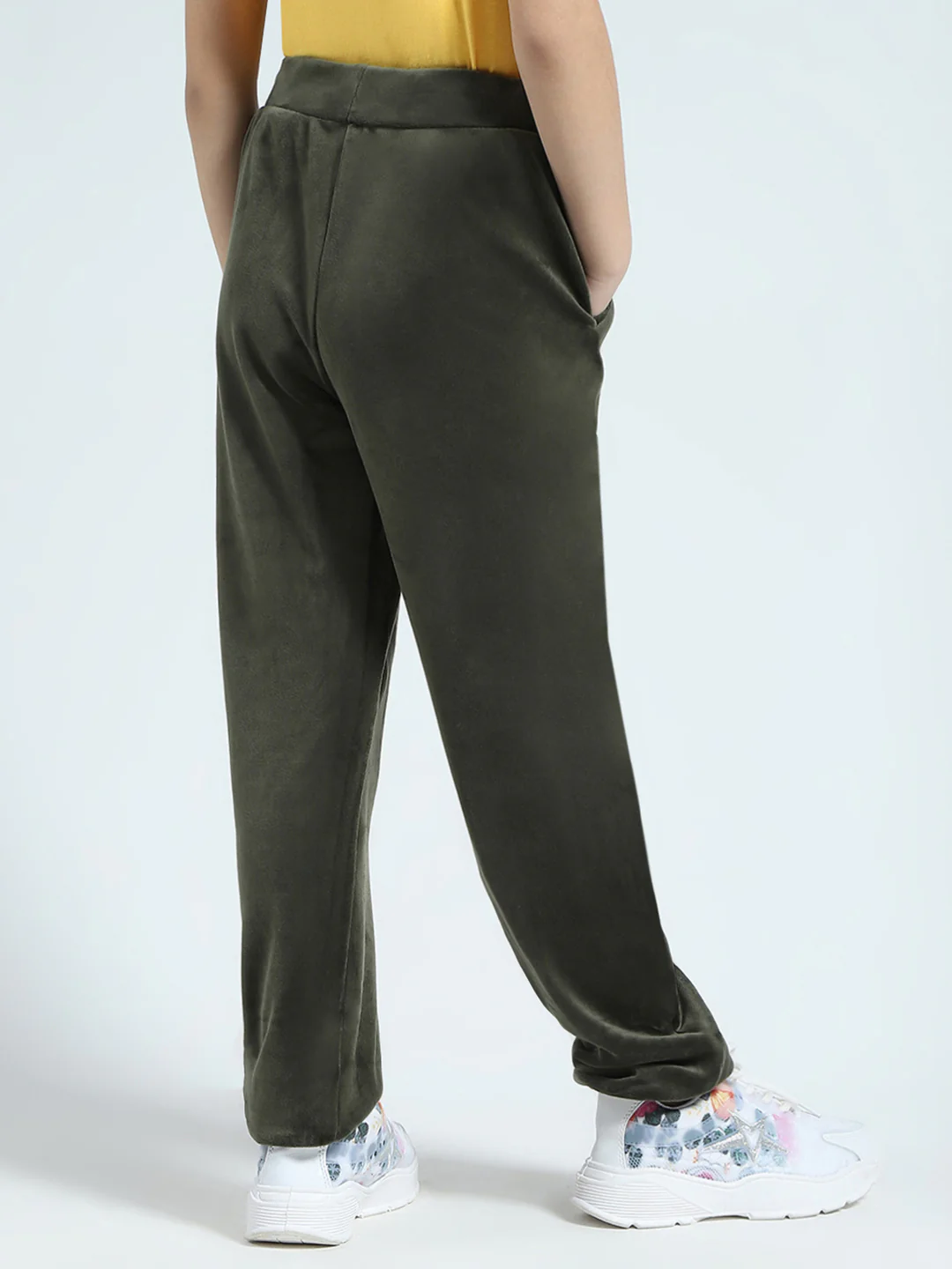 Girls Olive Solid Regular Fit Lower - Image 5