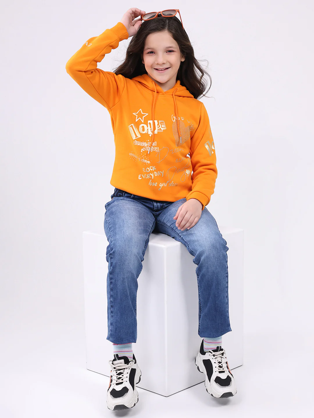 Girls Orange Printed Hooded Full Sleeve Sweatshirt - Image 2
