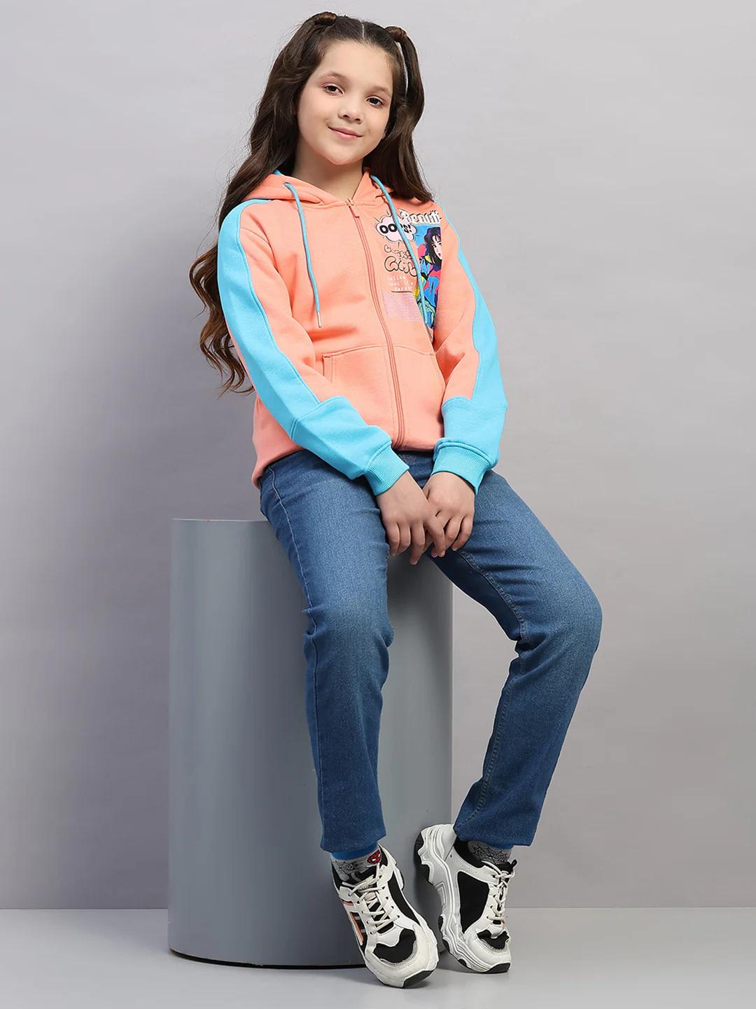 Girls Peach Printed Hooded Full Sleeve Sweatshirt - Image 2