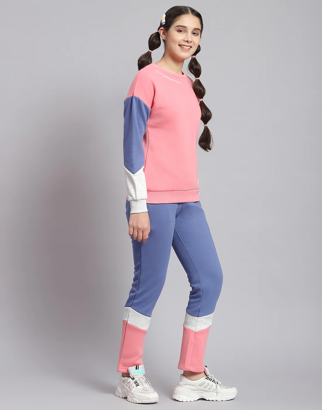 Girls Peach Printed Round Neck Full Sleeve Tracksuit - Image 4