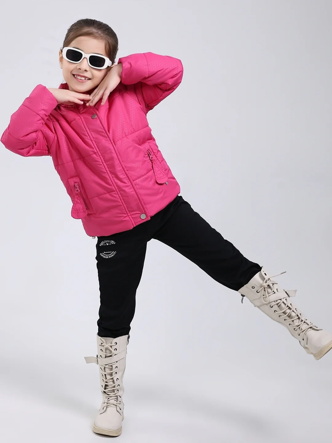 Girls Pink Printed Hooded Full Sleeve Jacket - Image 2