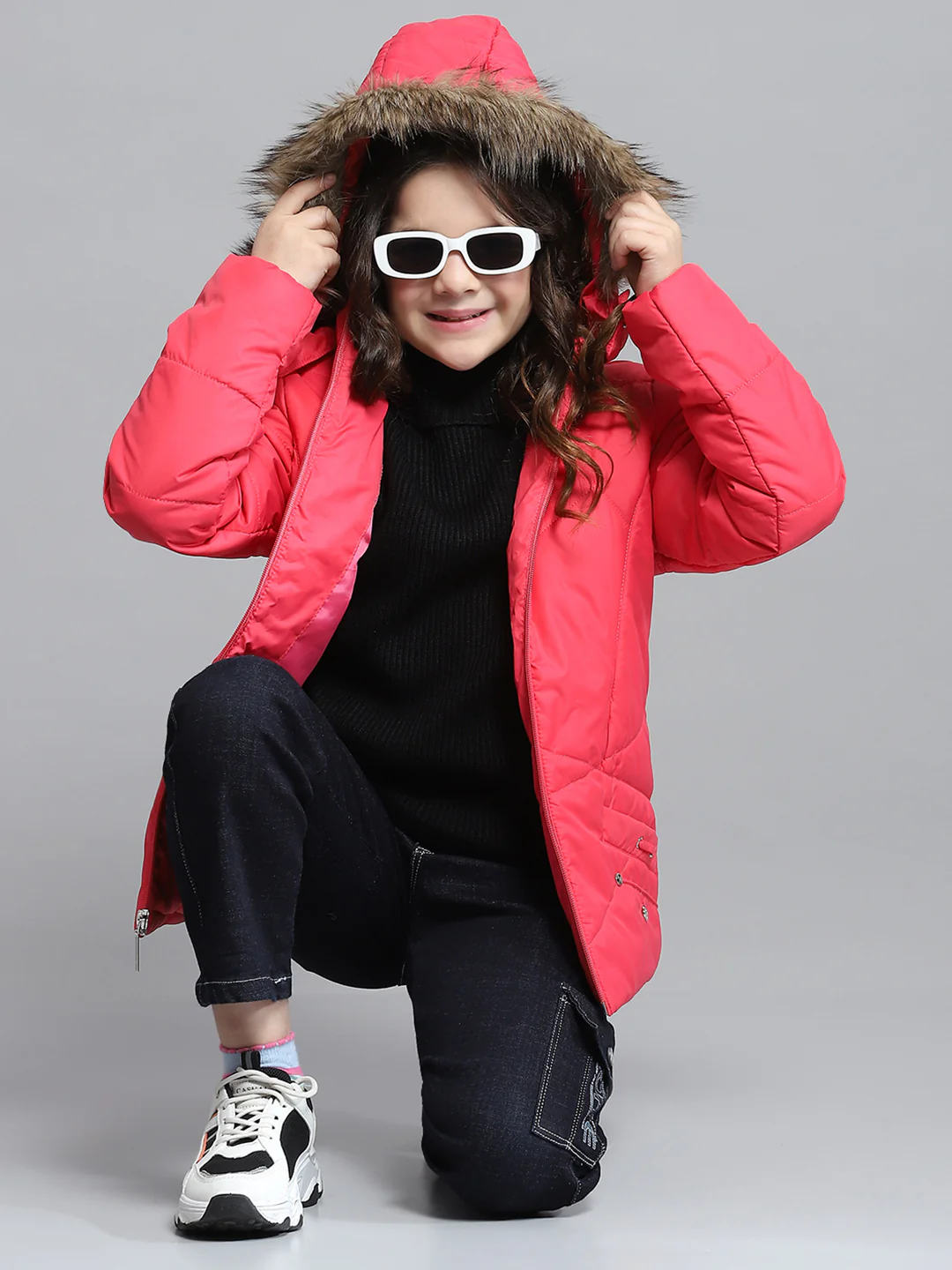 Girls Pink Solid Hooded Full Sleeve Jacket - Image 6