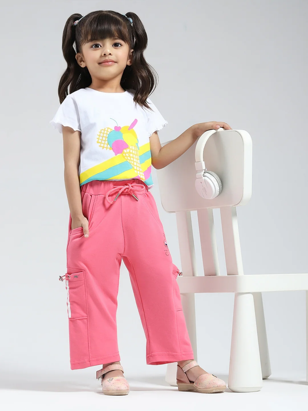 Girls Pink Solid Regular Fit Capri - Image 2
