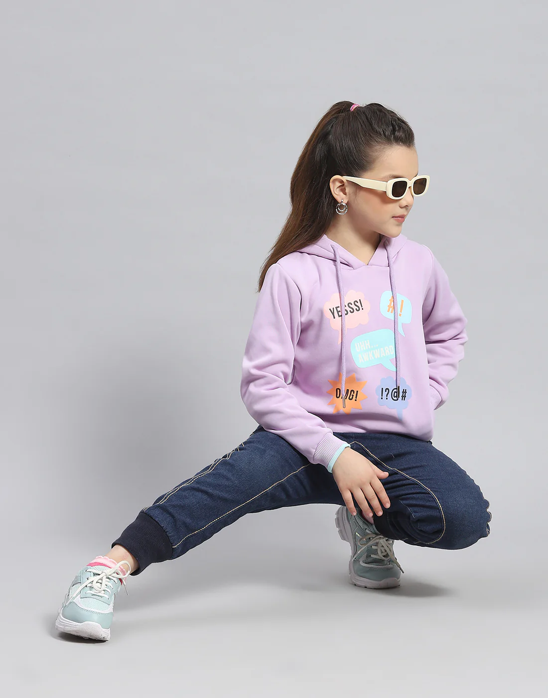 Girls Purple Printed Hooded Full Sleeve Sweatshirt - Image 2