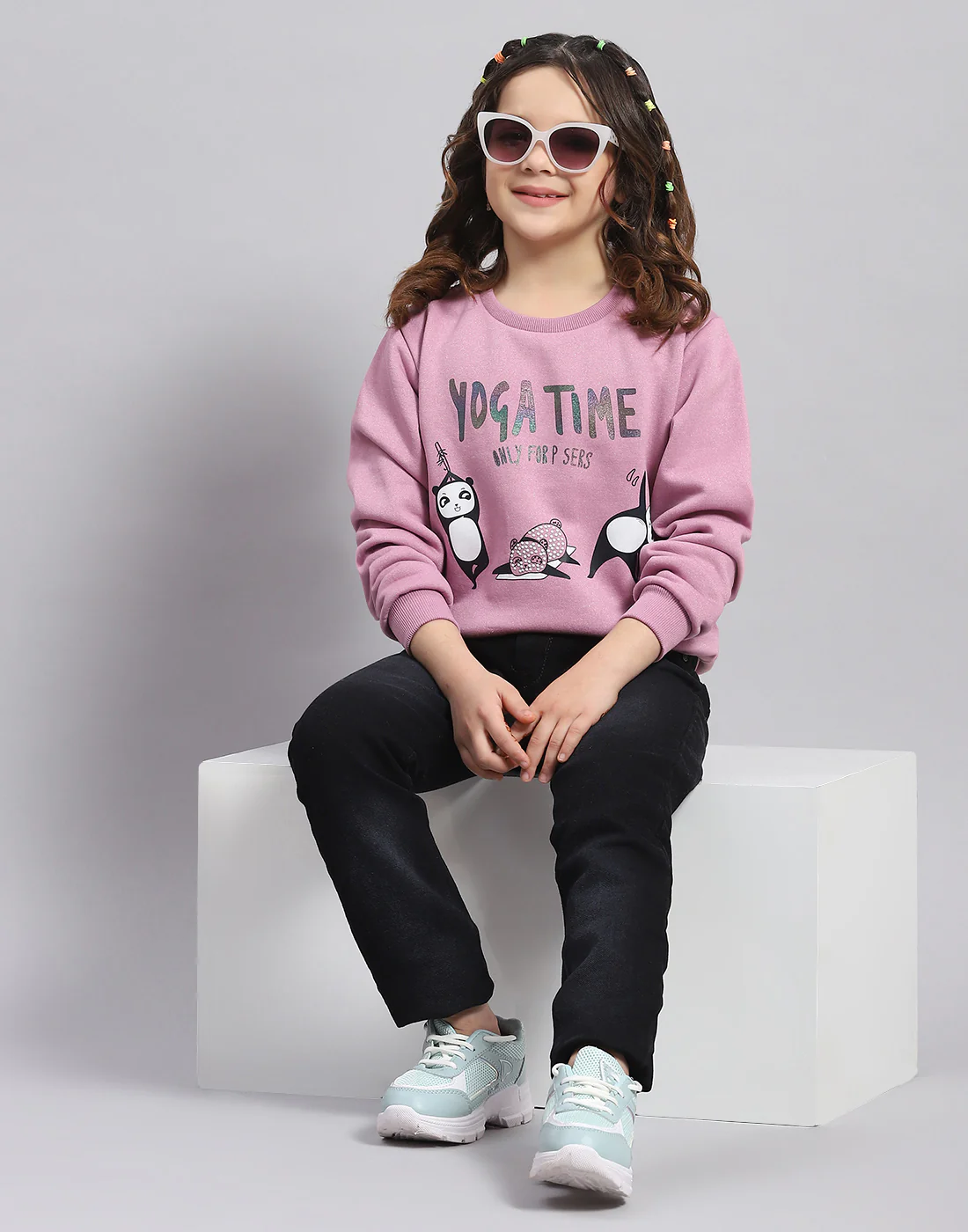 Girls Purple Printed Round Neck Full Sleeve Sweatshirt - Image 2