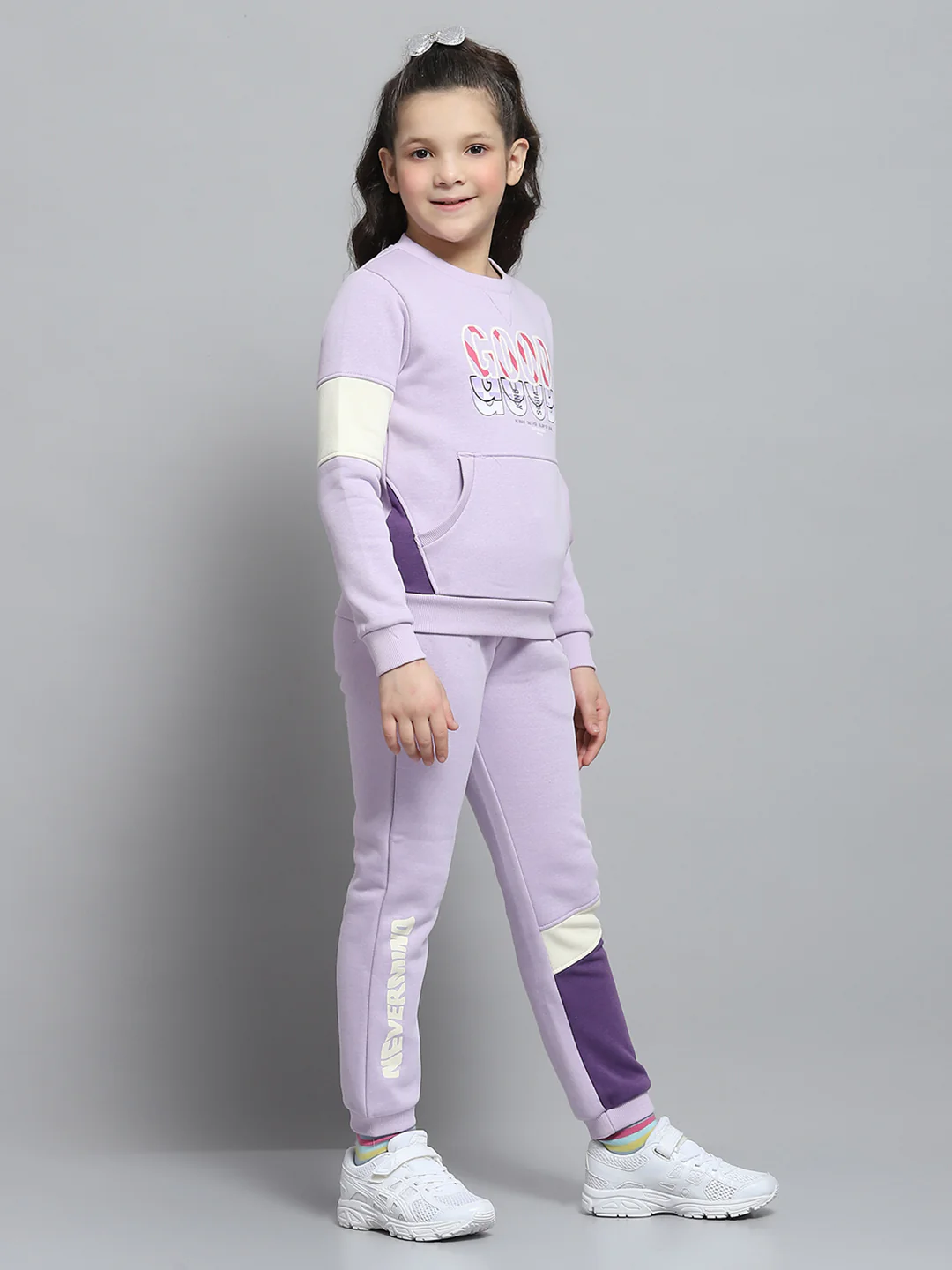 Girls Purple Printed Round Neck Full Sleeve Tracksuit - Image 4