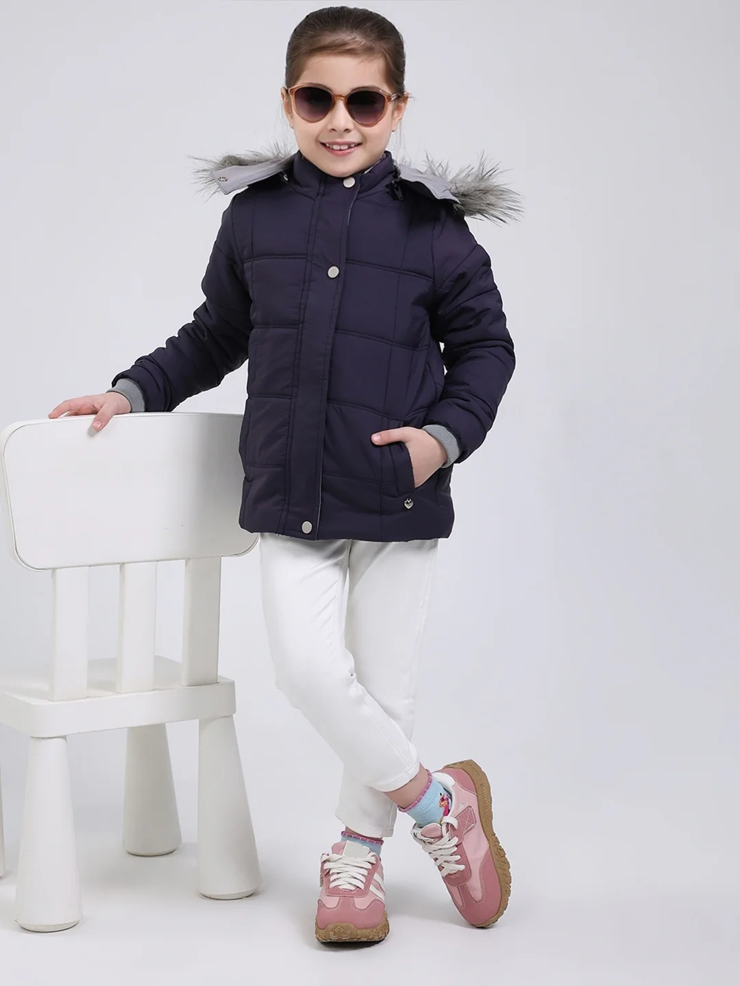 Girls Purple Solid Hooded Full Sleeve Jacket - Image 2
