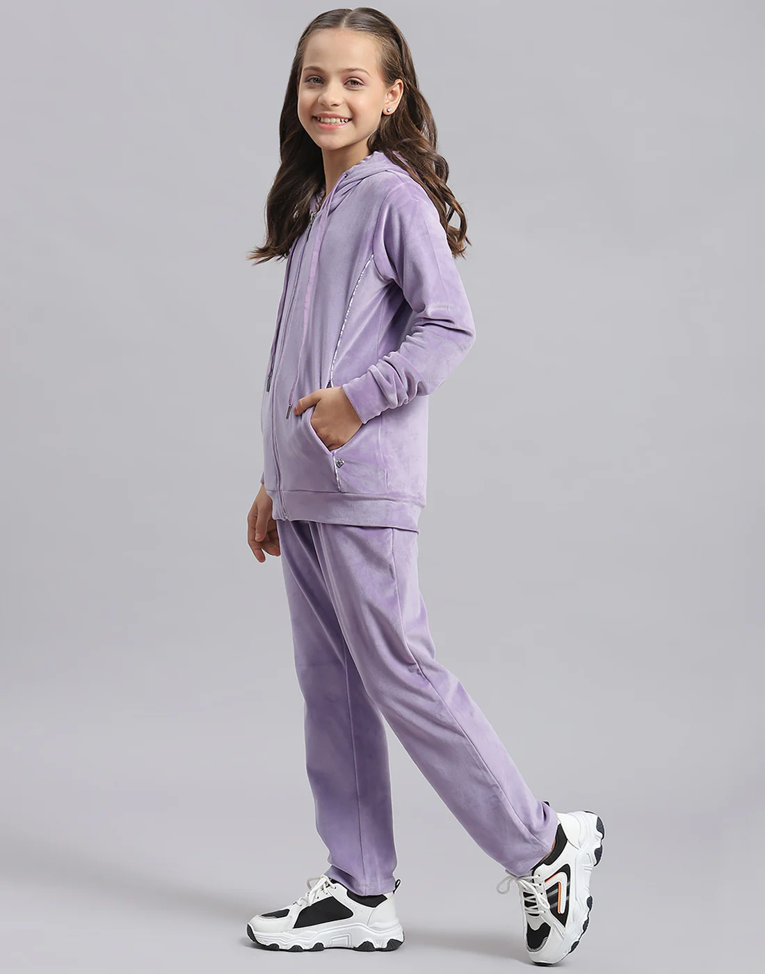 Girls Purple Solid Hooded Full Sleeve Tracksuit - Image 3