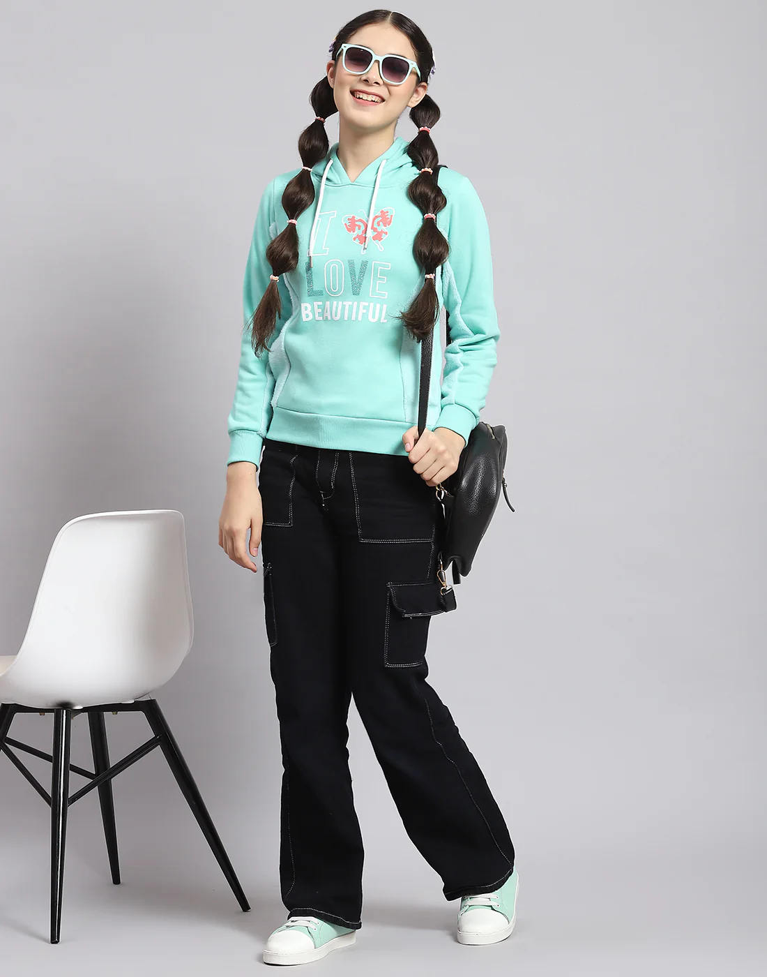 Girls Turquoise Blue Printed Hooded Full Sleeve Sweatshirt - Image 2