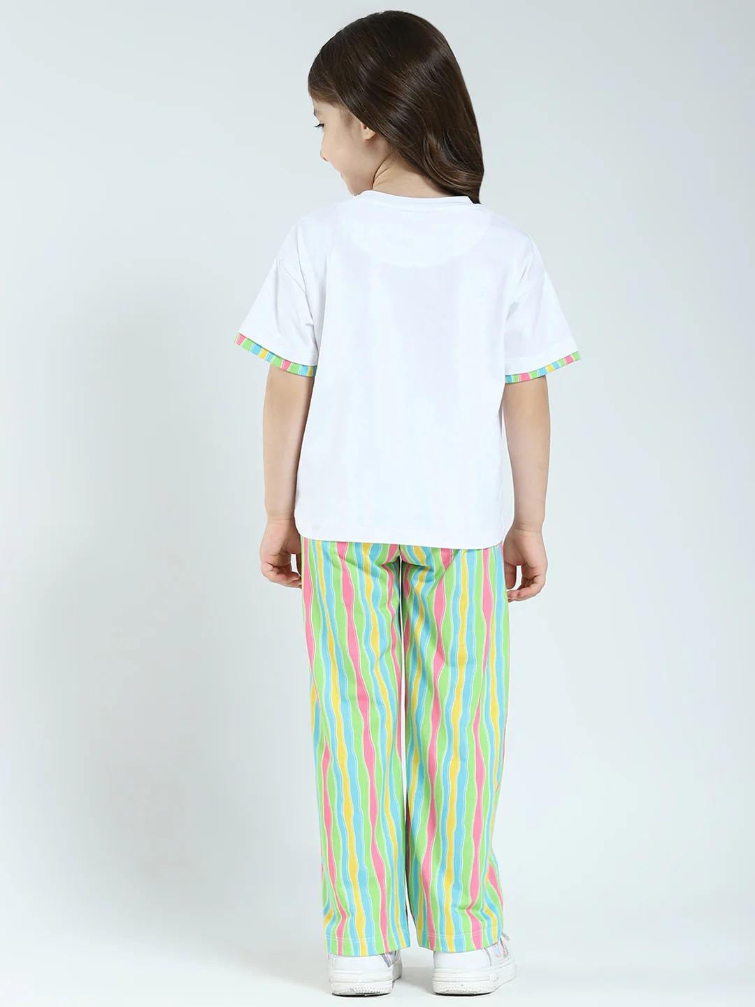 Girls White Printed Round Neck Half Sleeve Lower Set - Image 5