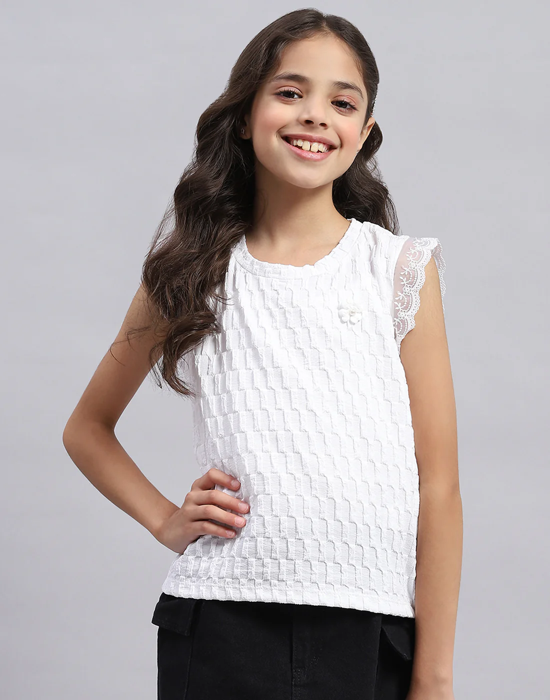 Girls White Self Design Round Neck Half Sleeve Top - Image 2