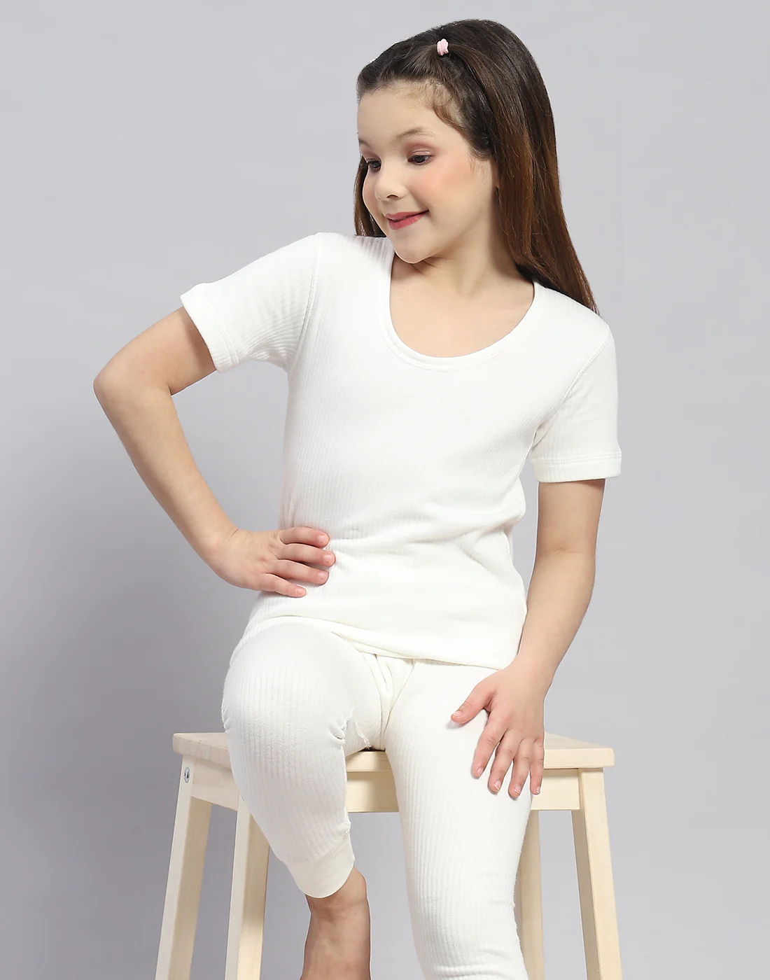 Girls White Solid Round Neck Half Sleeve Thermal Vest - Image 6