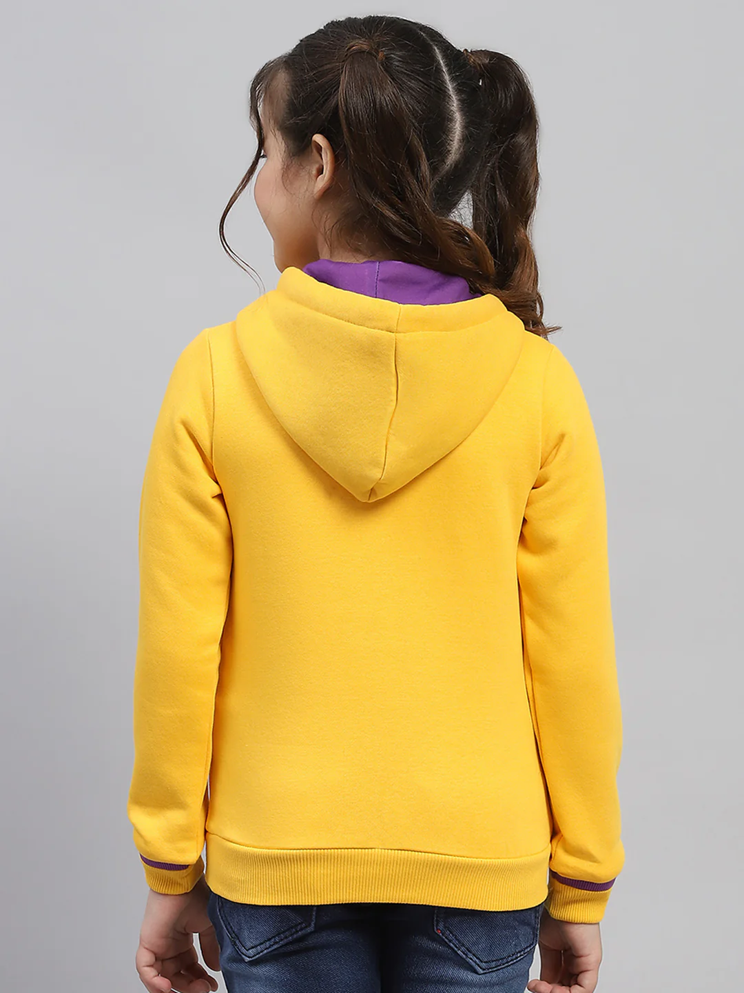 Girls Yellow Printed Hooded Full Sleeve Sweatshirt - Image 4