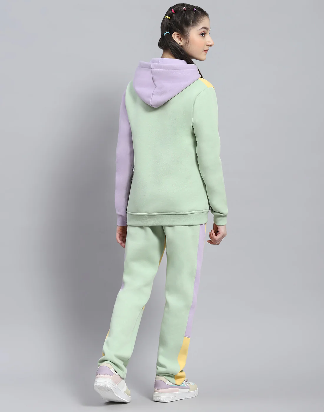 Girls Yellow Printed Hooded Full Sleeve Tracksuit - Image 5