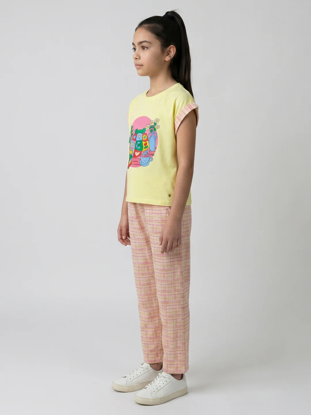 Girls Yellow Printed Round Neck Half Sleeve Lower Set - Image 3