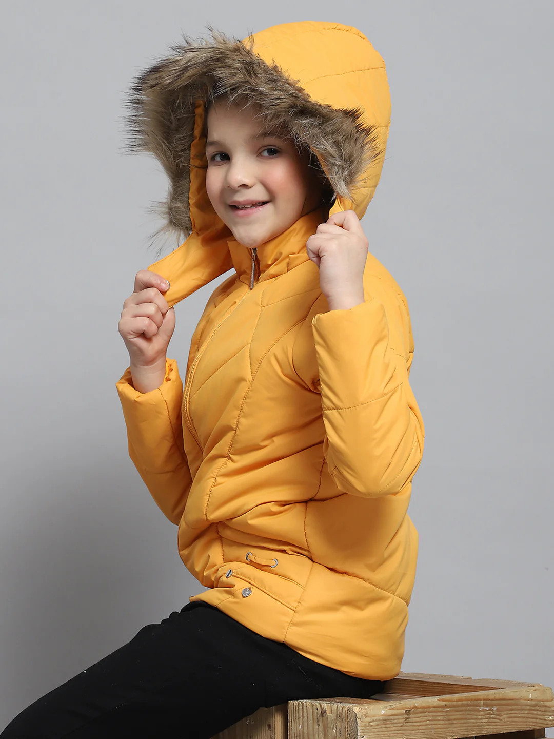 Girls Yellow Solid Hooded Full Sleeve Jacket - Image 6