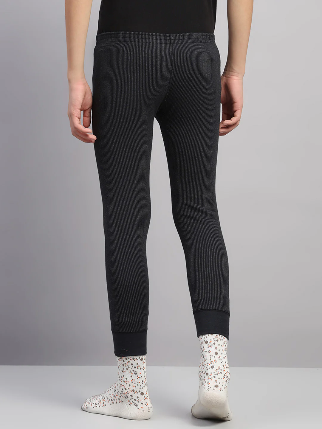 Kids Black Solid Regular Fit Thermal Lower - Image 5