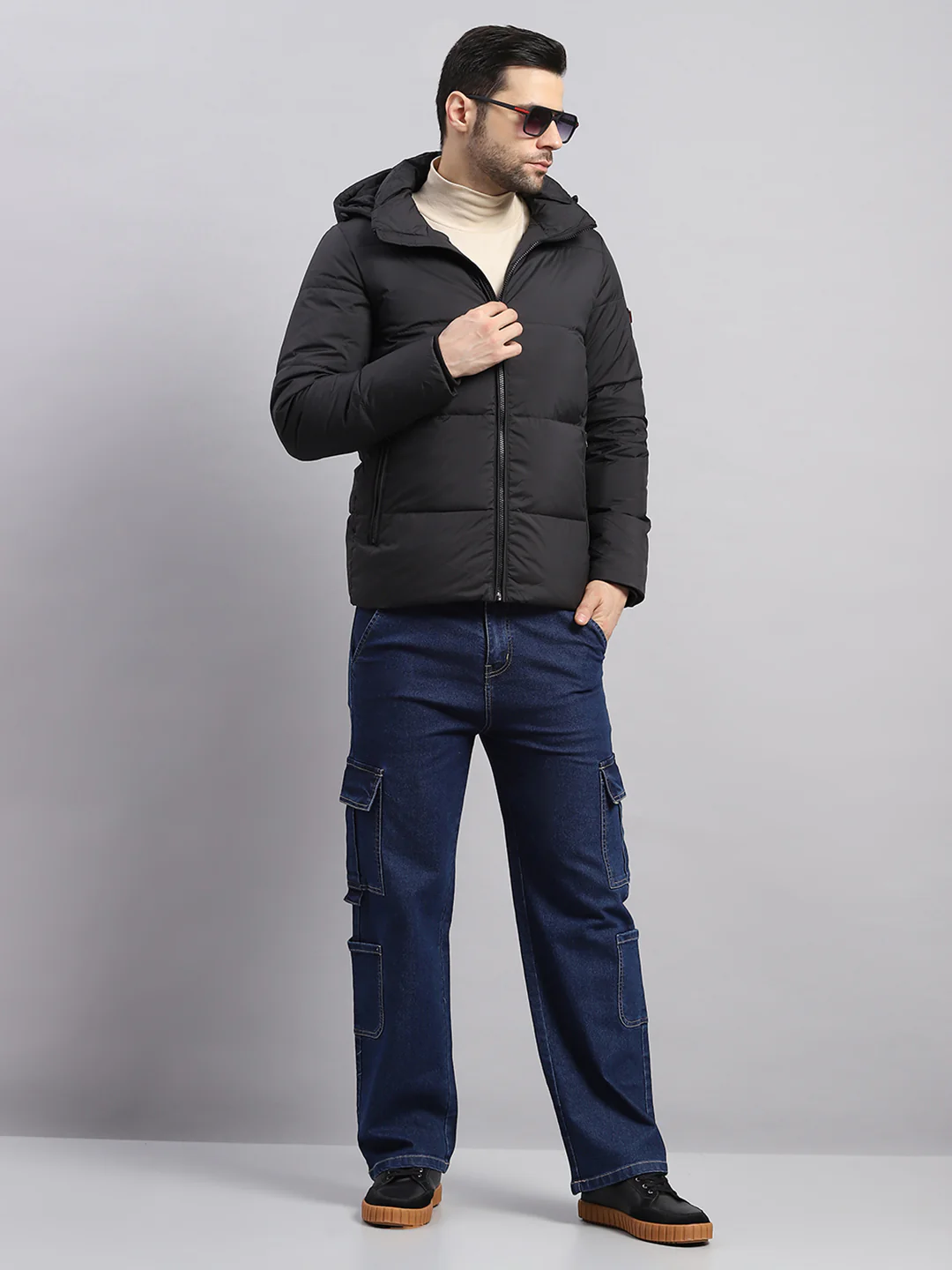 Luxuria Men Black Compressible Duck Down Hooded Jacket - Image 2