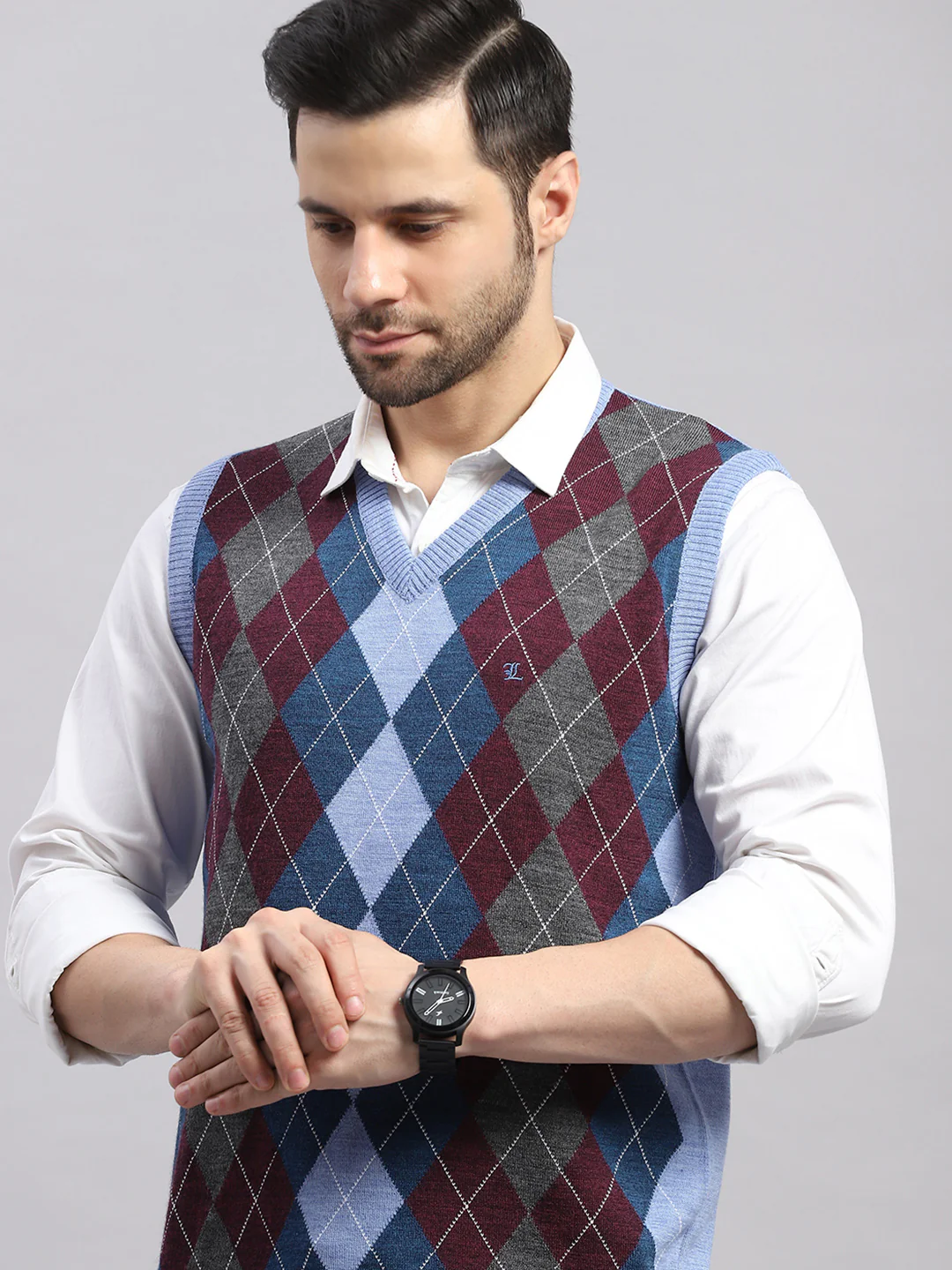 Luxuria Men Blue Printed V Neck Sleeveless Sweater - Image 6