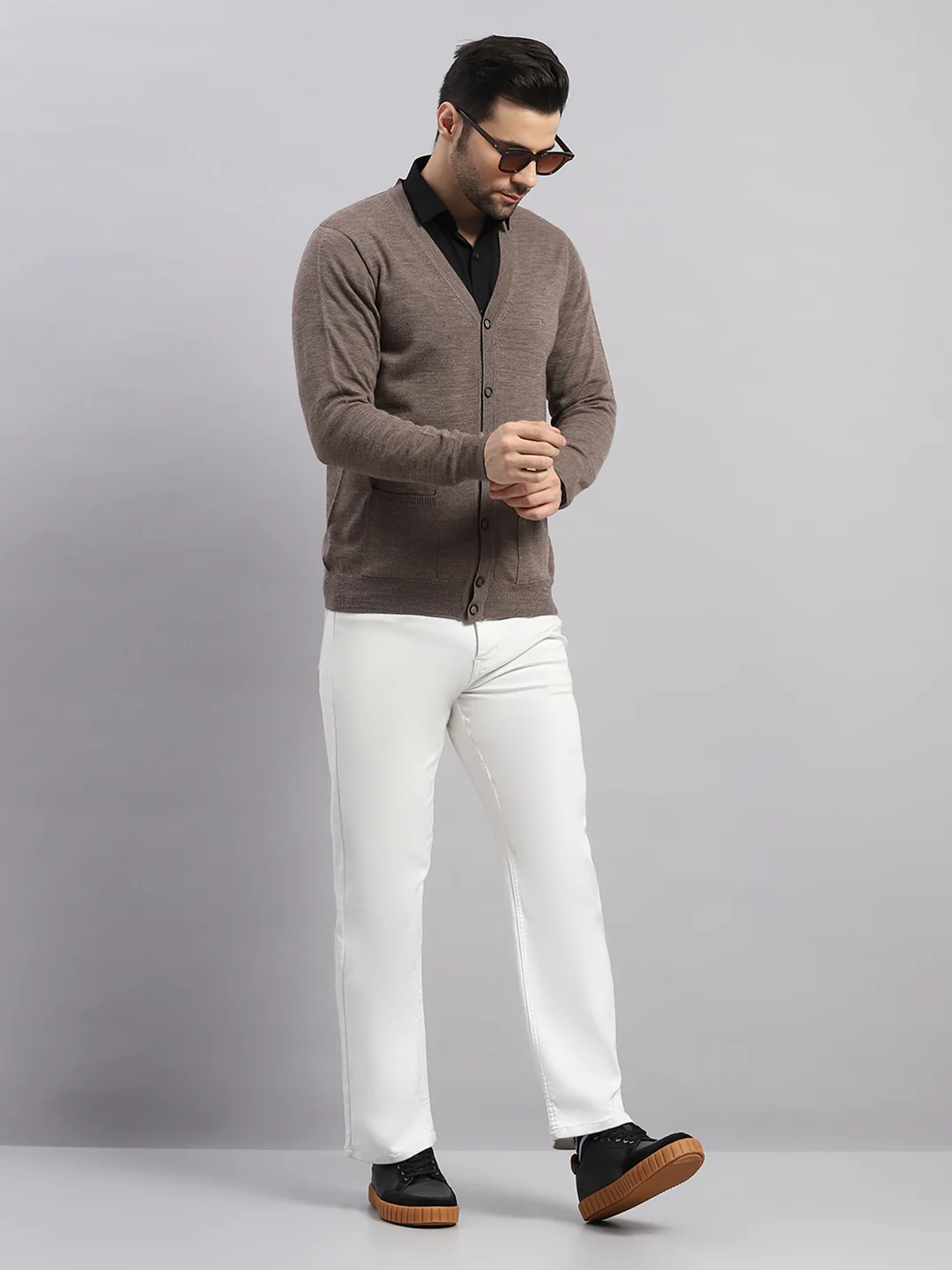 Luxuria Men Brown Solid V Neck Full Sleeve Cardigan - Image 2