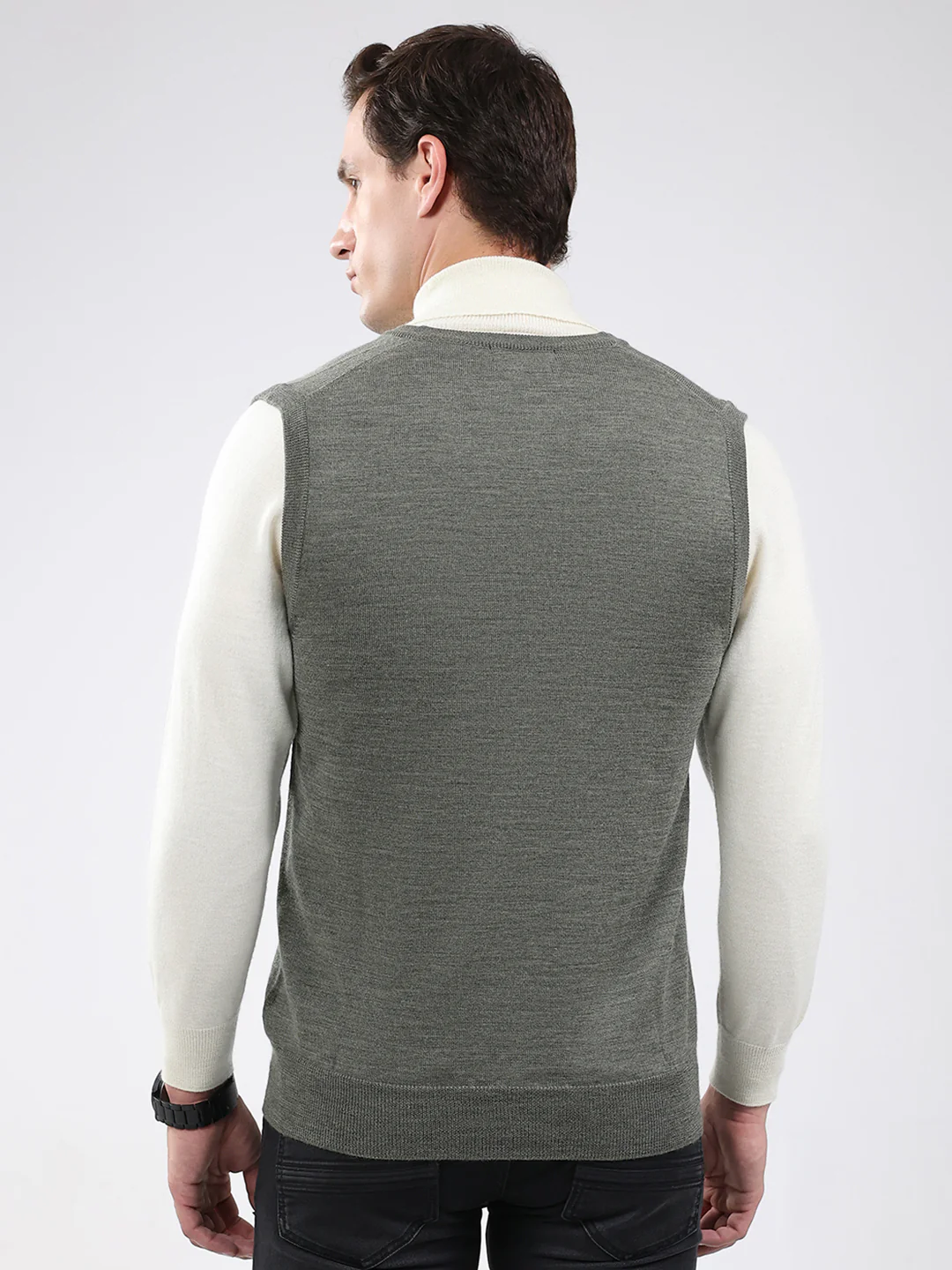 Luxuria Men Grey Solid V Neck Sleeveless Sweater - Image 5