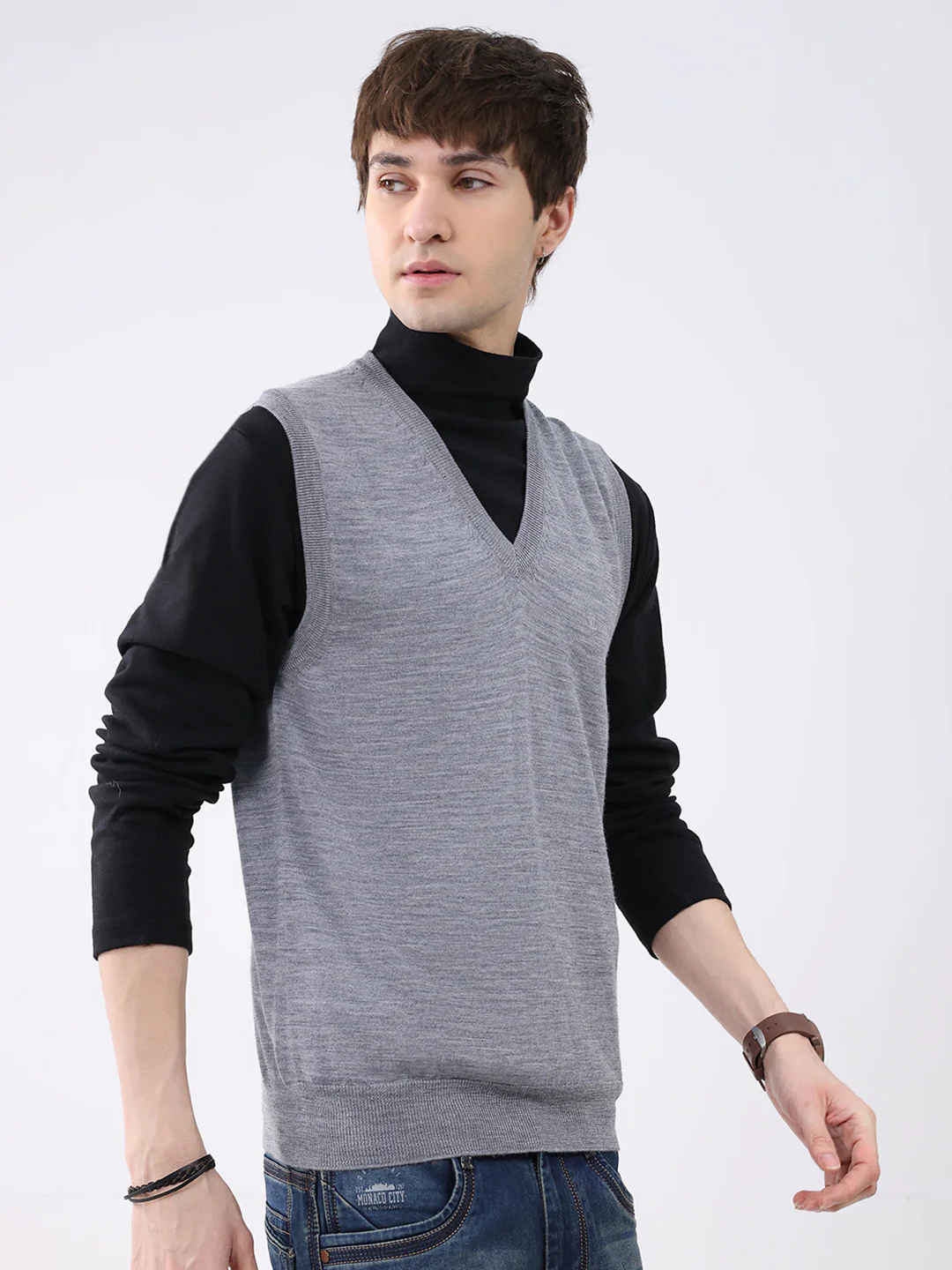 Luxuria Men Grey Solid V Neck Sleeveless Sweater - Image 4