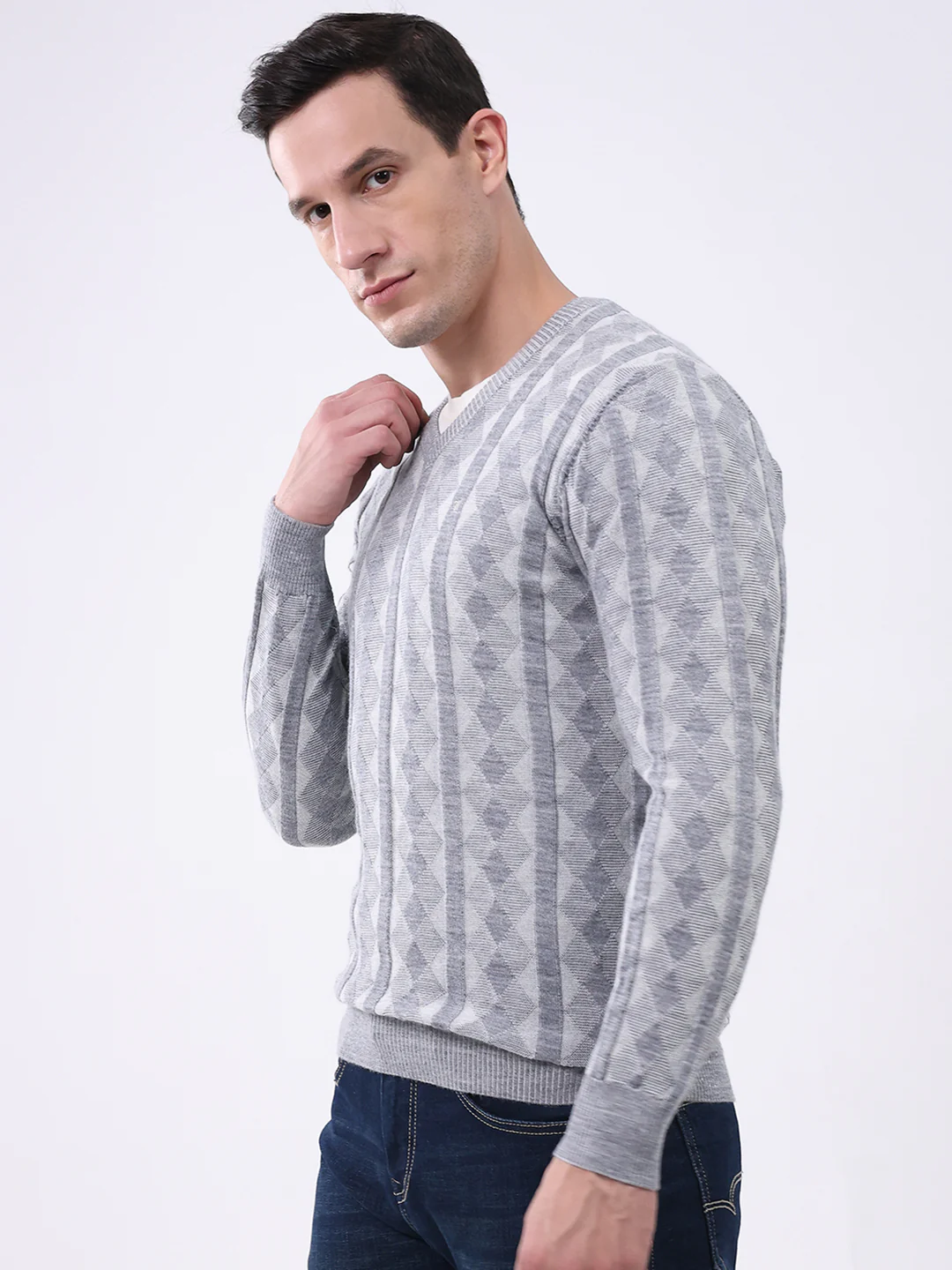 Luxuria Men Grey Stripe V Neck Full Sleeve Pullover - Image 3