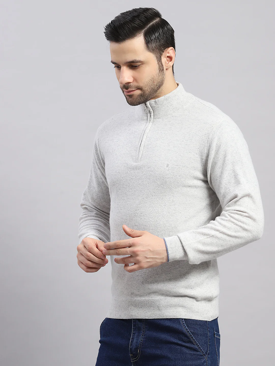 Luxuria Men Light Grey Solid Collar Full Sleeve Pullover - Image 3