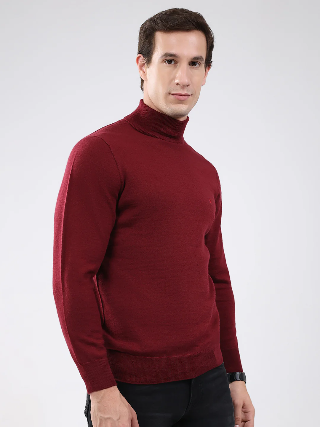 Luxuria Men Maroon Solid High Neck Full Sleeve Pullover - Image 4
