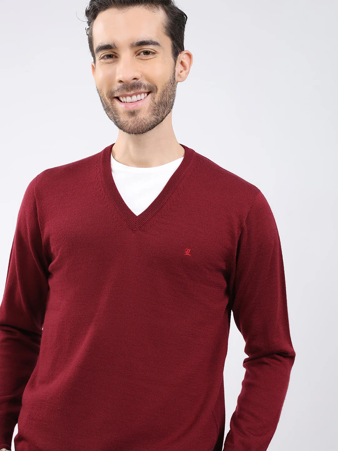 Luxuria Men Maroon Solid V Neck Full Sleeve Pullover - Image 6