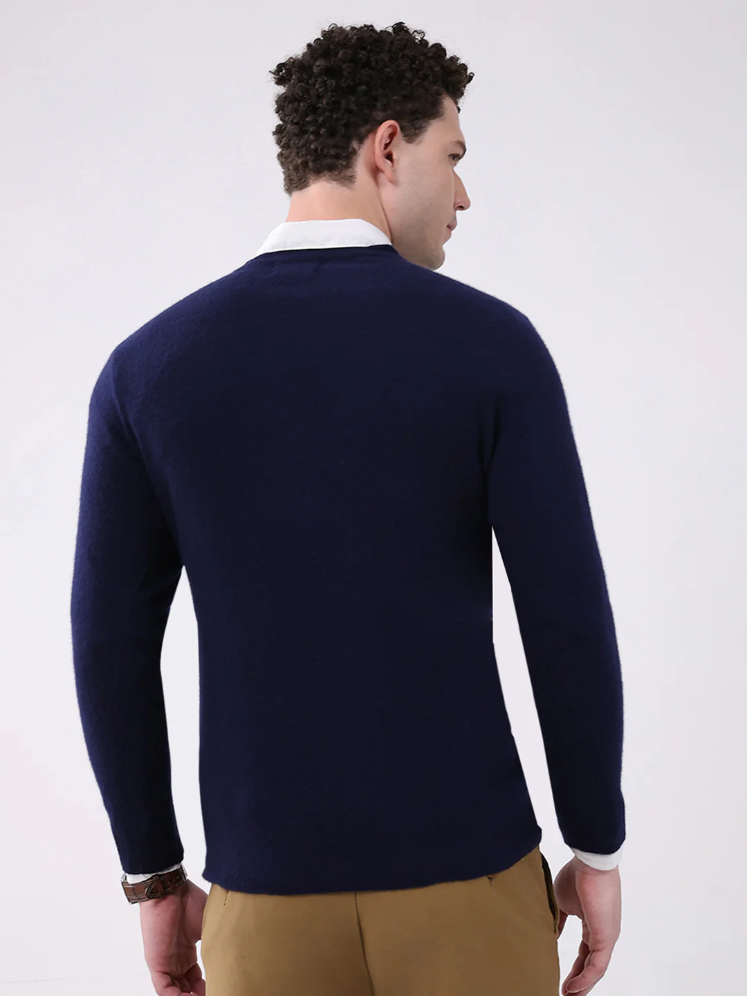 Luxuria Men Navy Blue Solid V Neck Full Sleeve Pullover - Image 5