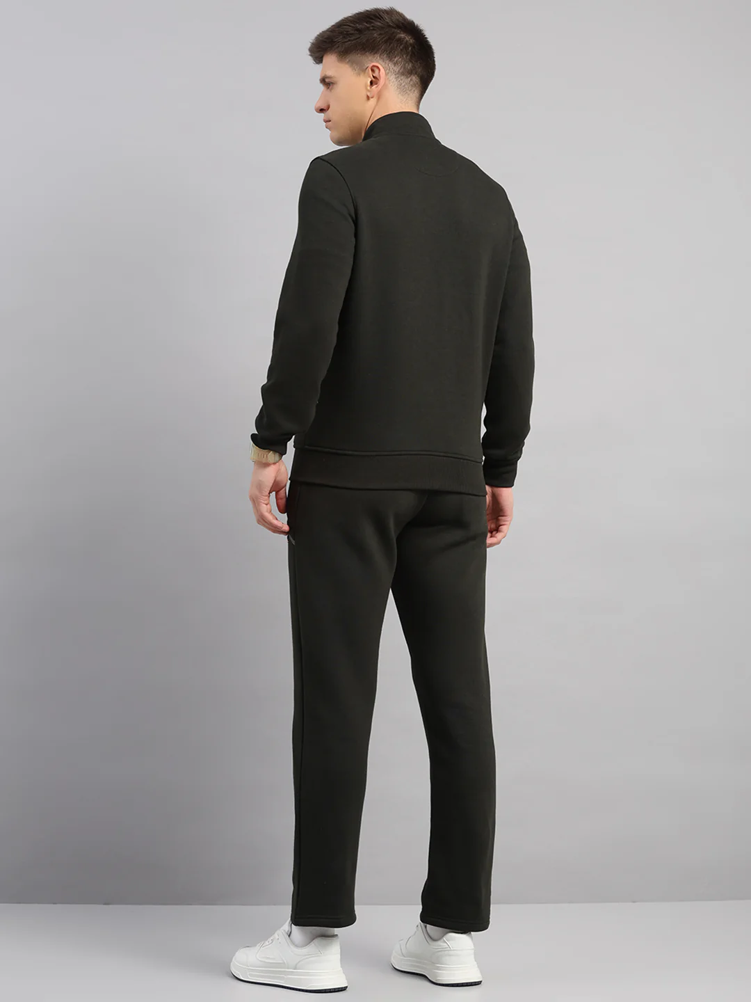 Luxuria Men Olive Solid Collar Full Sleeve Winter Tracksuit - Image 5