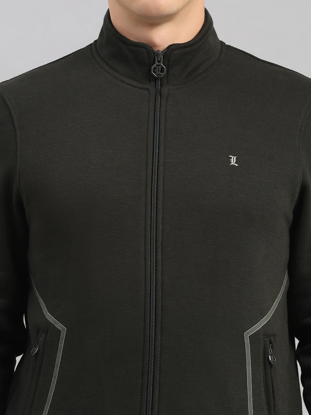 Luxuria Men Olive Solid Collar Full Sleeve Winter Tracksuit - Image 8