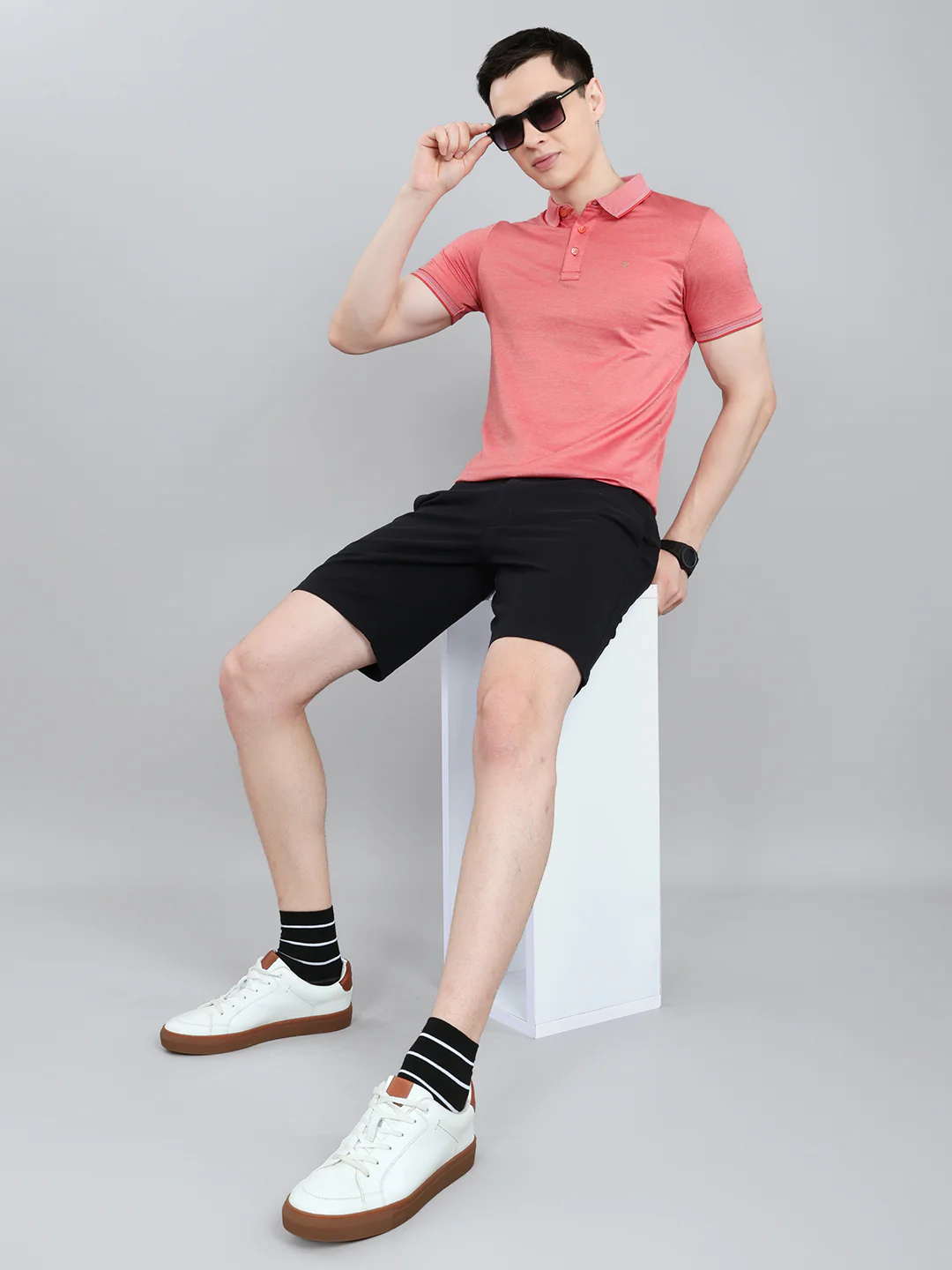 Luxuria Men Pink Solid Collar Half Sleeve T-Shirt - Image 6
