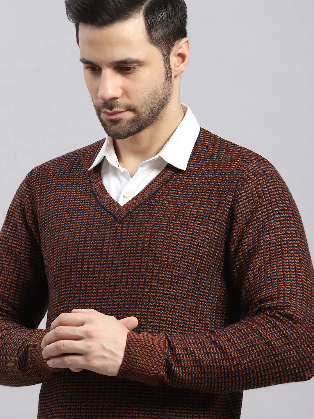 Luxuria Men Rust Printed V Neck Full Sleeve Pullover - Image 7