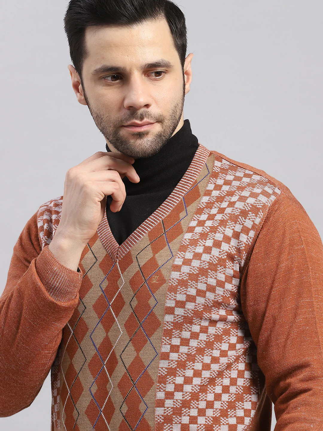 Luxuria Men Rust Printed V Neck Full Sleeve Pullover - Image 6