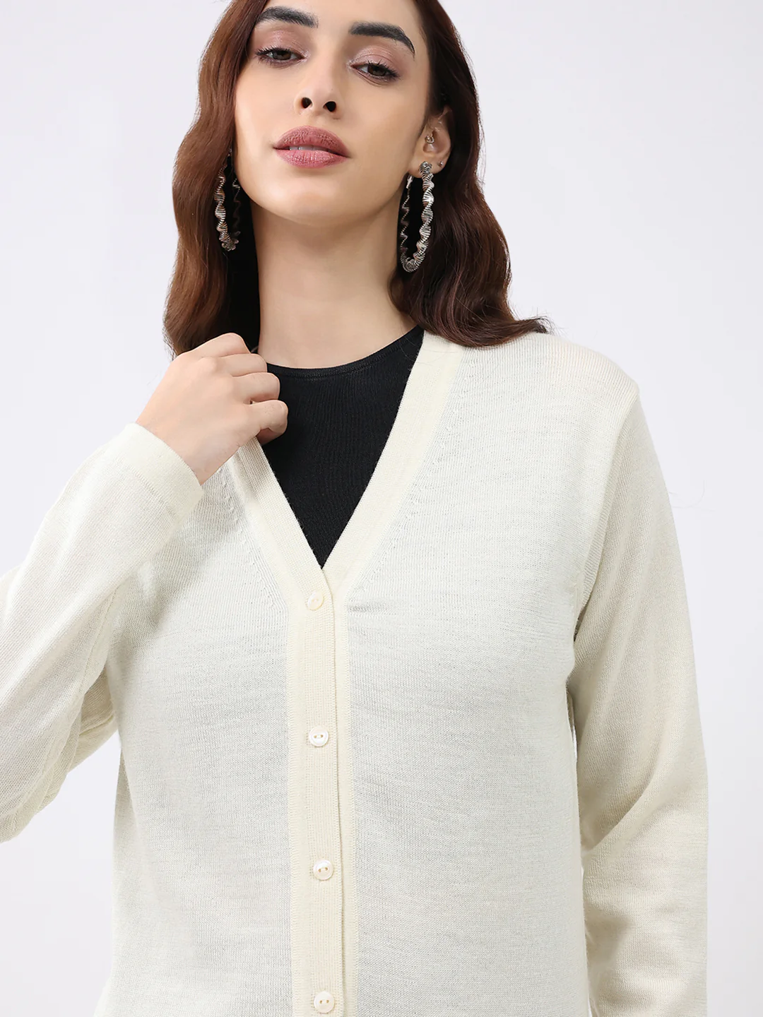 Luxuria Women Cream Solid V Neck Full Sleeve Cardigan - Image 6