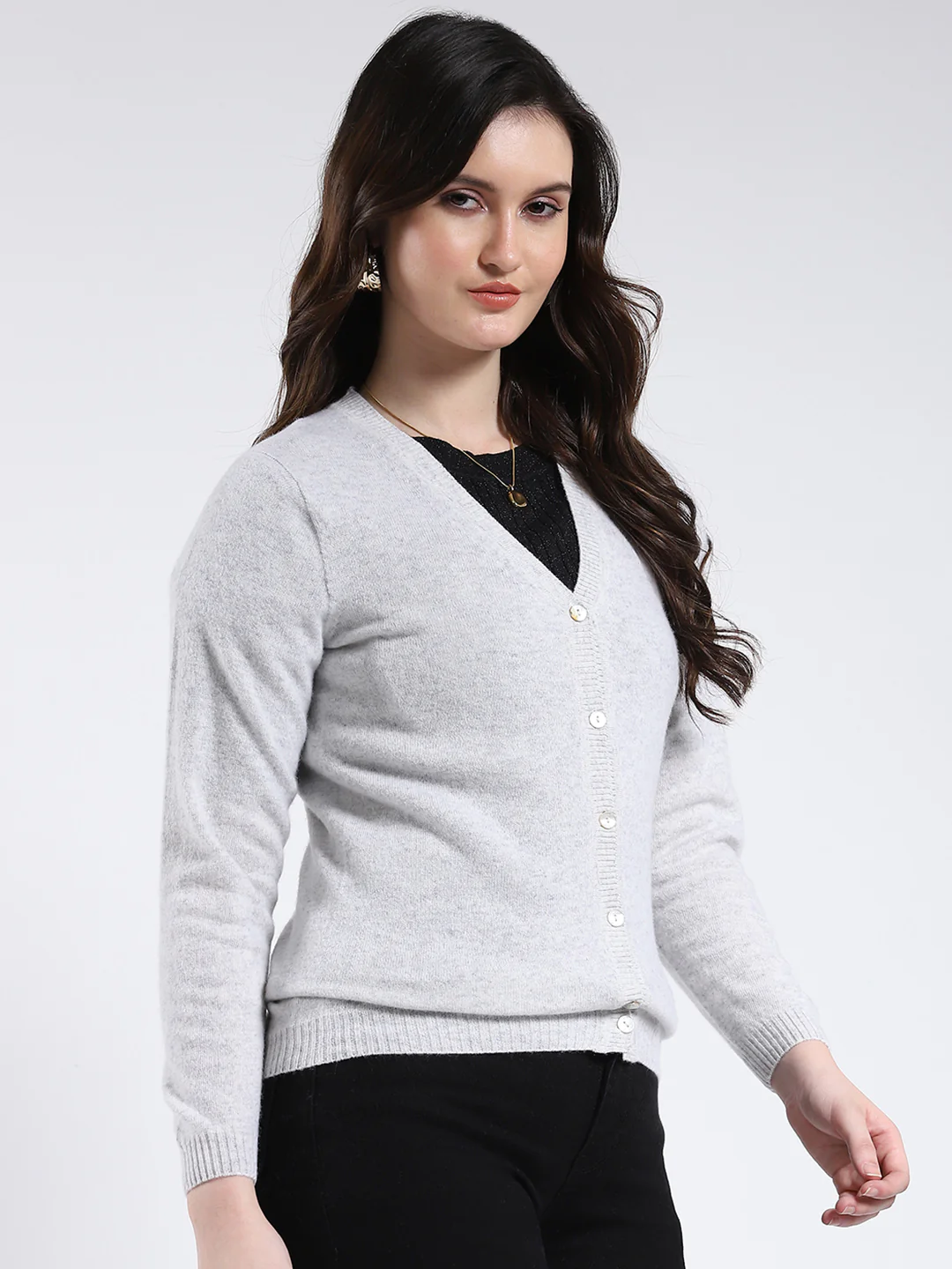 Luxuria Women Light Grey Solid V Neck Full Sleeve Cardigan - Image 4