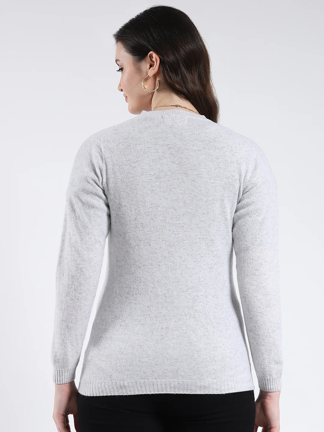 Luxuria Women Light Grey Solid V Neck Full Sleeve Cardigan - Image 5