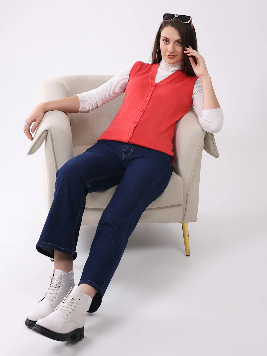Luxuria Women Pink Solid V Neck Sleeveless Cardigan - Image 2