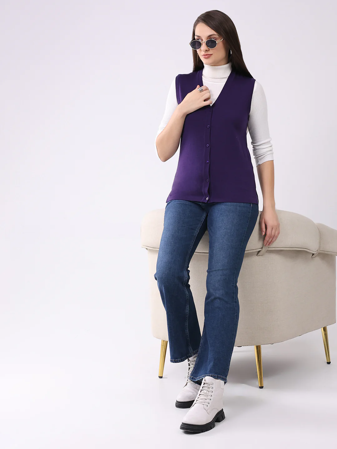 Luxuria Women Purple Solid V Neck Sleeveless Cardigan - Image 2