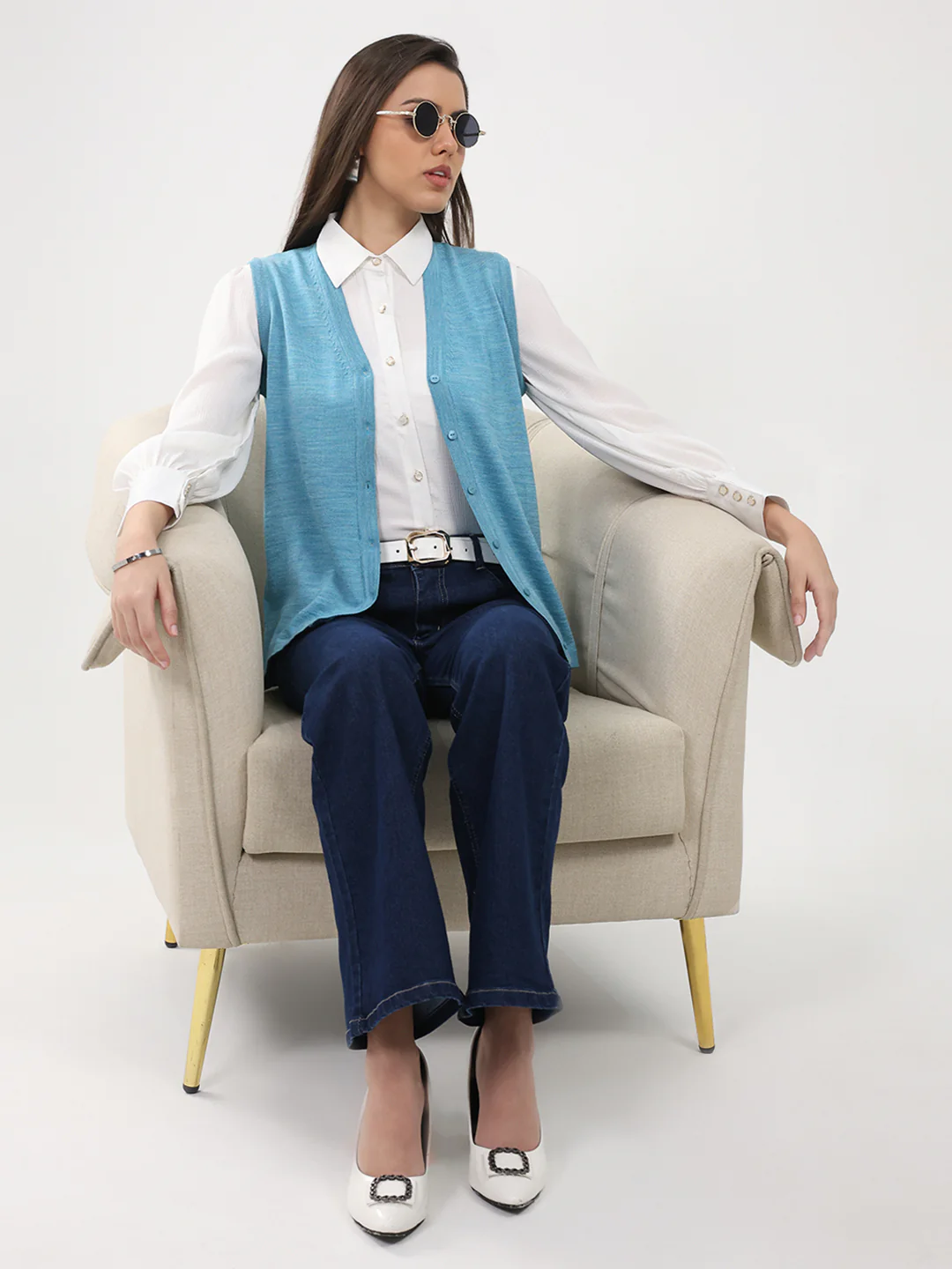 Luxuria Women Turquoise Blue Solid V Neck Sleeveless Cardigan - Image 2