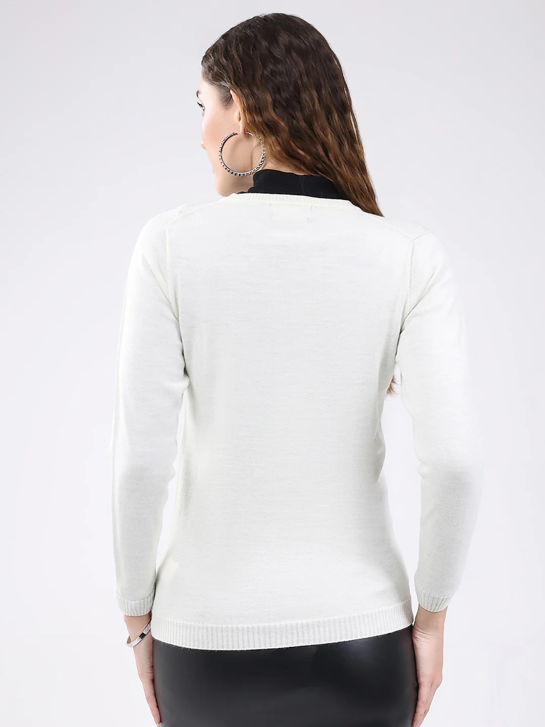 Luxuria Women White Solid Round Neck Full Sleeve Cardigan - Image 5