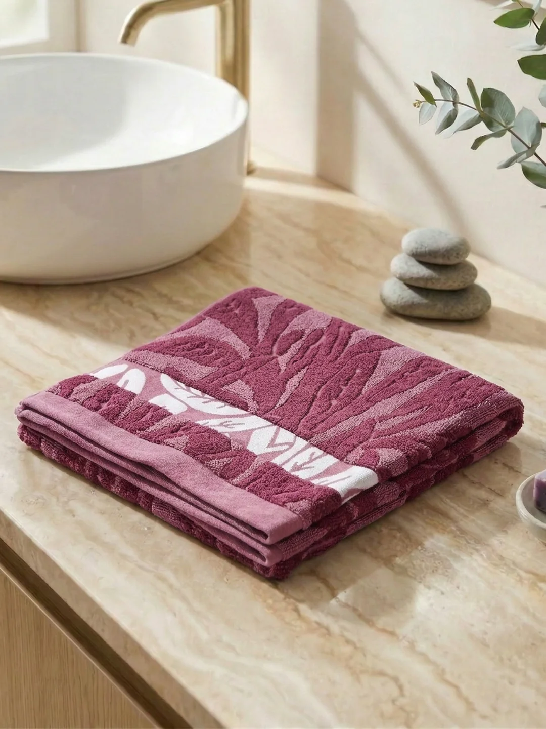 Luxury Burgundy Bamboo Cotton Self Design 630 GSM Bath Towel Eco Bamboo Bliss 1 Pc Pvc - Image 3